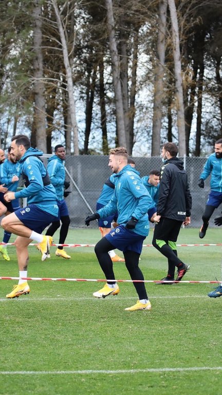 Los jugadores de la SD Huesca durante un entrenamiento esta semana