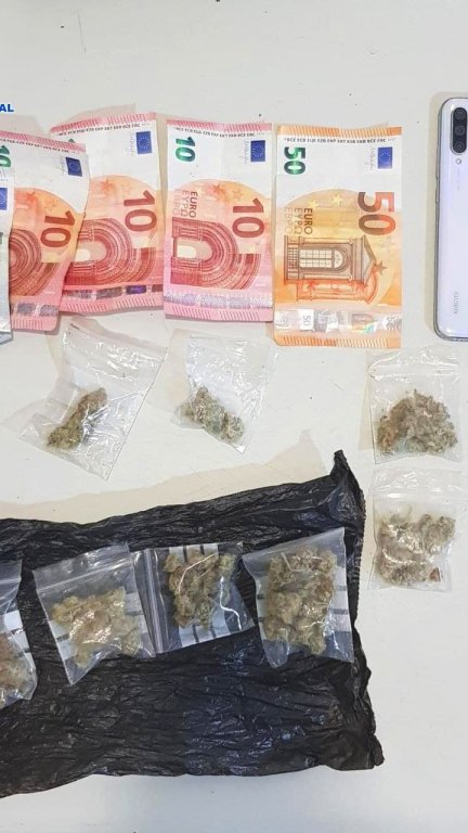 Material incautado al detenido (Foto: Policía Nacional)