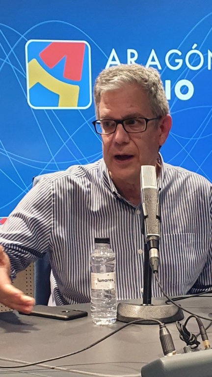 El director de la cátedra de la Universidad de Zaragoza de Ciberseguridad, Fernando Tricas, en los micrófonos de Aragón Radio.