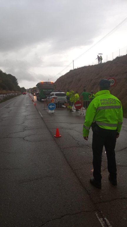 La Policía Local está desviando el tráfico por el interior del casco urbano. / Ayuntamiento de Huesca