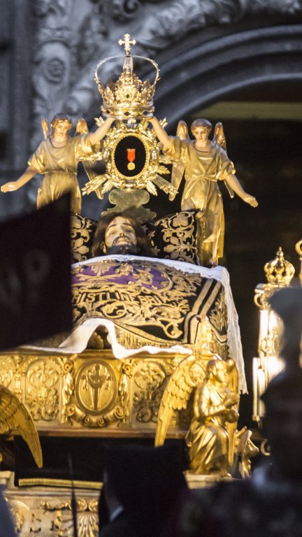 El Santo Entierro es la única procesión en España que representa en sus pasos todos los misterios de la Pasión de Cristo. / Europa Press