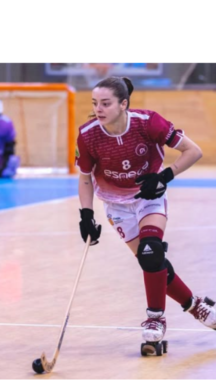 Vinyet Flix, en acción en un partido con el Esneca