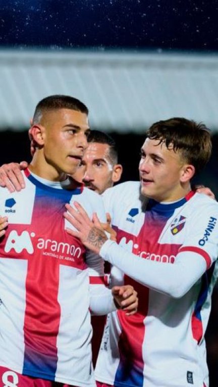 La SD Huesca celebra un gol ante el Utebo