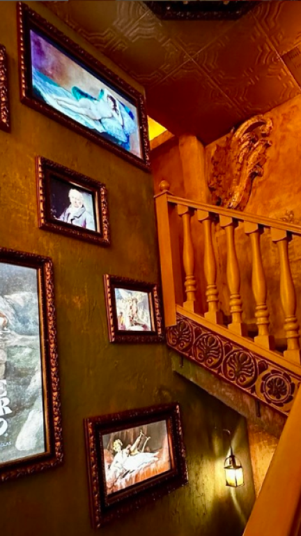 El restaurante zaragozano 'Delirio' recrea la vida de Goya. / Instagram @delirio.restaurante