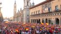 Ambiente en la Plaza del Pilar de Zaragoza durante un partido de España en el Mundial de fútbol.