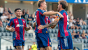 La plantilla azulgrana celebra el gol de Tresaco