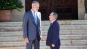El Rey VI junto a Juan Jesús Vivas Lara, presidente de la Ciudad Autónoma de Ceuta, en el Palacio de Marivent, en Palma de Mallorca.