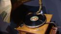 En 2011, el Centro de Historias de Zaragoza acogió “Alta fidelidad. Un paseo por la historia del disco de vinilo”.