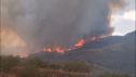 Las llamas del incendio de Almonacid de la Sierra vistas desde Alpartir.