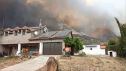 Trabajos de extinción en poblaciones cercanas al incendio de las Peñas de Riglos