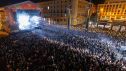 El escenario de la Plaza del Pilar es uno de los más multitudinarios en fiestas