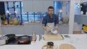 Programa gastronómico con Daniel Yranzo que pretende entretener, divertir y enseñar entre fogones los secretos de la cocina como siempre con mucho humor. ´La Pera Limonera´ propone desde comidas tradicionales a platos exóticos pasando por recetas de otros lugares del país, dando siempre un toque limonero y aragonés a cada uno de ellos utilizando ingredientes de la tierra y demostrando que la cocina puede ser sencilla, económica y no por ello aburrida.