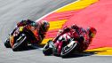 Pedro Acosta y Marc Márquez durante el Gran Premio de Aragón de 2026