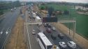 Varios kilómetros de atasco por un accidente en la A-2 con el enlace de la A-68.