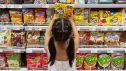 La OMS recomienda un control para promover hábitos de dieta sana y actividad física para frenar la obesidad infantil.