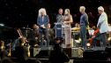 La oscense Valeria Corrales recibe la medalla junior Stephen Hawking.