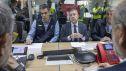 El presidente del Gobierno, Pedro Sánchez y el presidente de Castilla-La Mancha, Emiliano García-Page, durante la reunión del Centro de Coordinación Operativa Integrado de este viernes en Toledo.