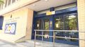 Entrada de la Comisaría Provincial de Policía Nacional de Huesca.