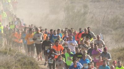 Una imagen de la anterior edición de la Carrera del Ebro.