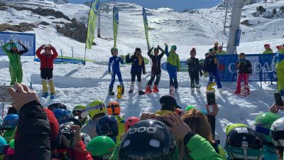 Algunos de los premiados en el campeonato.