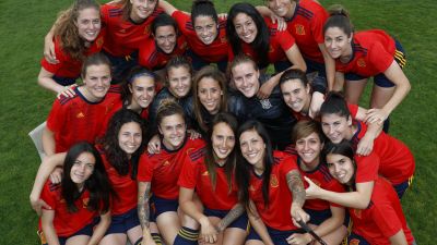 Las jugadoras de la selección han diseñado la nueva camiseta.
