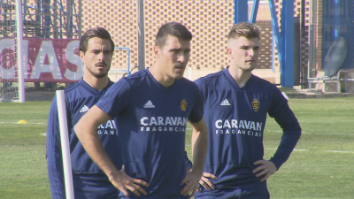 Alberto Zapater, en un entrenamiento con el Real Zaragoza.