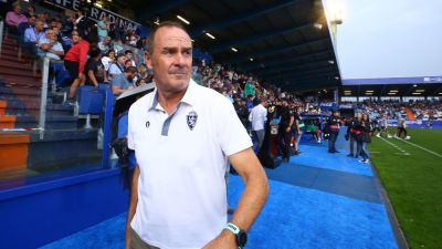 Víctor Fernández en el campo del Toralín.