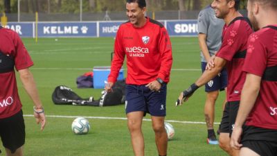 Míchel, en el entrenamiento de este martes.