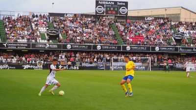 La SD Ejea ha logrado llevarse un punto de su visita a Castalia.