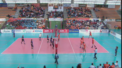 El CV Teruel ha vencido por 3-0 al Voleibol Almoradí.