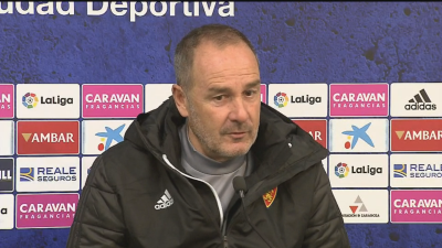 El entrenador del Real Zaragoza en la rueda de prensa previa al derbi.