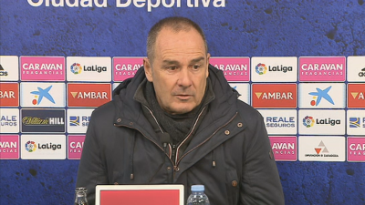 Víctor Fernández en la sala de prensa de la Ciudad Deportiva.