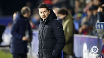 Míchel en un momento del partido contra el Tenerife.