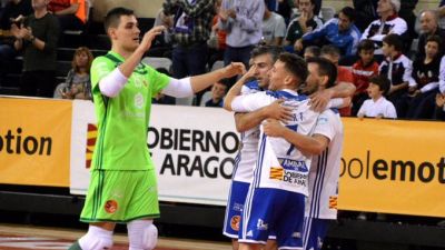 Fútbol Emotion ha remontado un 0-4 encajado en la primera mitad.