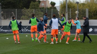 Entrenamiento del equipo antes de jugar contra el Espanyol B.