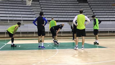 Entrenamiento de los oscenses.
