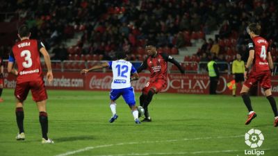 El Real Zaragoza busca tres puntos que le asienten en la zona de ascenso directo.