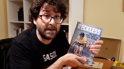 Octavio Gómez Millán nos propone algunos de sus libros y revistas favoritas sobre el deporte de las dos ruedas.