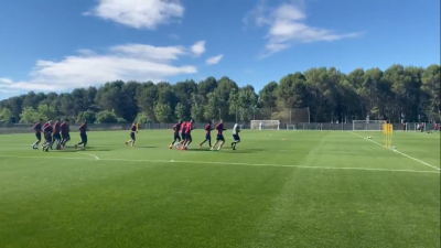La SD Huesca durante el entrenamiento. Foto: SD Huesca.