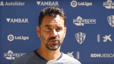 Míchel Sánchez durante la rueda de prensa. Foto: SD Huesca.