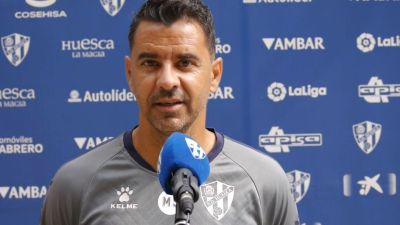 Míchel Sánchez en la primera rueda de prensa de la pretemporada