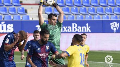 La SD Huesca durante el partido. Foto: LaLiga.
