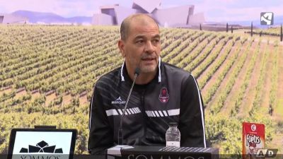 Sergio Hernández durante su presentación