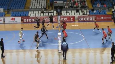 Una imagen del encuentro entre el Arenas Emevé y CV Teruel