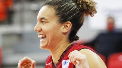 Laura Nicholls, durante un partido. Foto: Casademont Zaragoza.