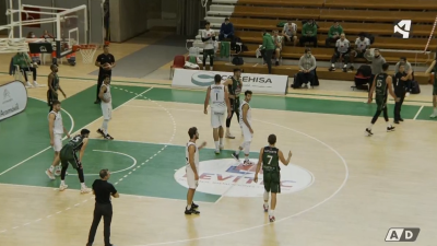 El Levitec Huesca durante el partido.
