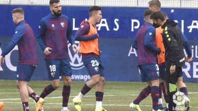 La SD Huesca busca tres puntos vitales ante el Villarreal.