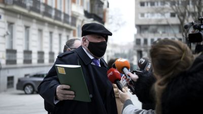 El comisario Villarejo atiende a los medios este jueves en la Audiencia Nacional
