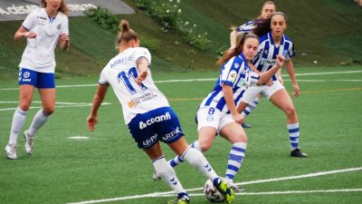 El Zaragoza CFF durante un partido. Foto: Zaragoza CFF.