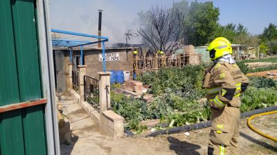 El fuego no ha causado daños personales (Foto: Bomberos Ayto. Zaragoza)